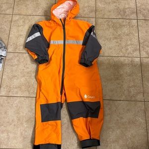 Like New - Oaki rain suit